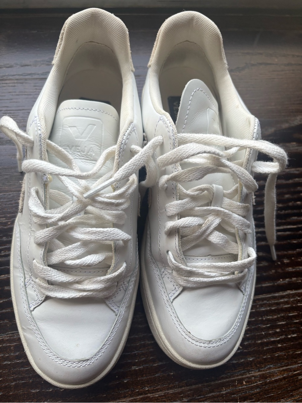 Veja Women's White Leather Sneakers with Beige Suede V Logo - Picture 4 of 5